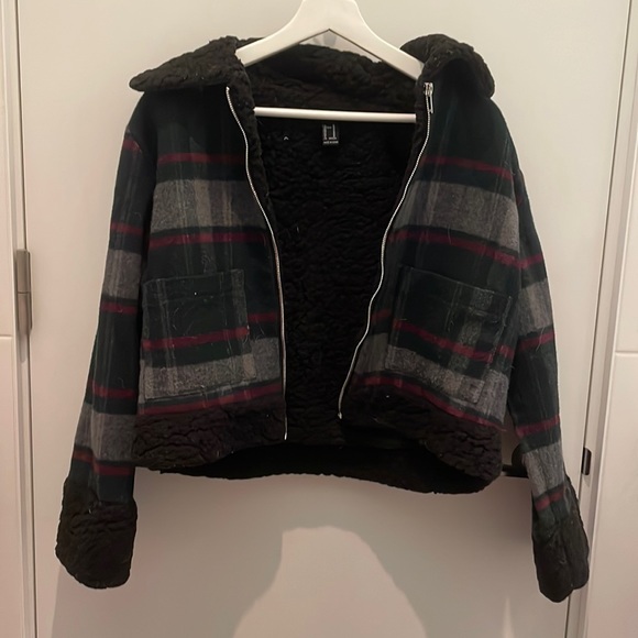 Forever 21 - Teddy Black and Green Plaid Jacket - Picture 1 of 4